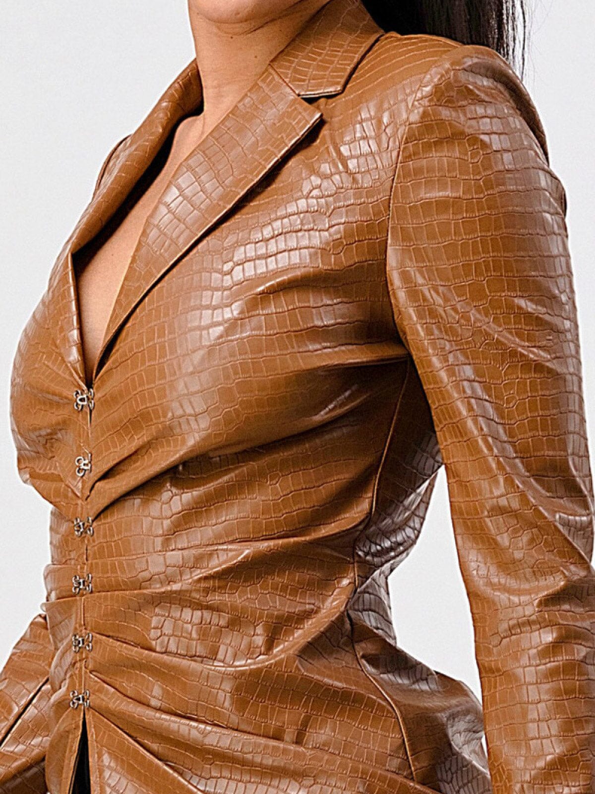 MOCHA LONG SLEEVE BUTTON CLOSURE PU PLEATHER SNAKE PRINT BLAZER