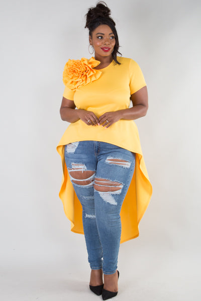 Round Neck Short Sleeve With Flower High-Low Top
