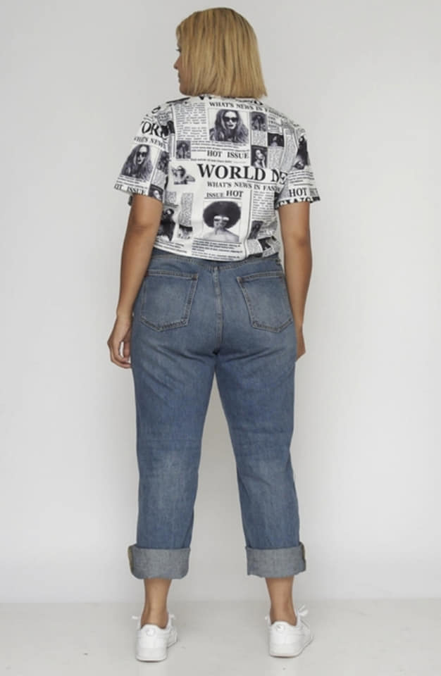 BLACK & WHITE NEWSPAPER TOP