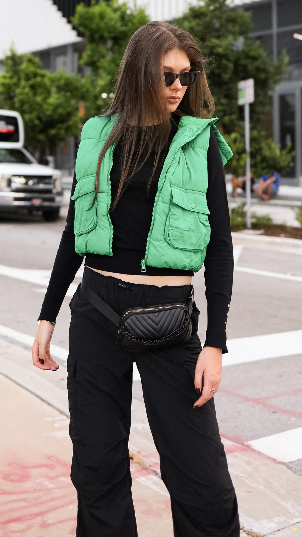 BLACK HUSKY PARACHUTE ELASTIC WAIST POCKETS JOGGER PANTS